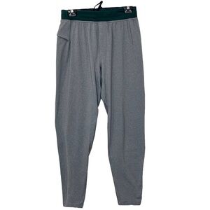 Lululemon Men’s Gym/Training Pant in Gray with Green Band Size M